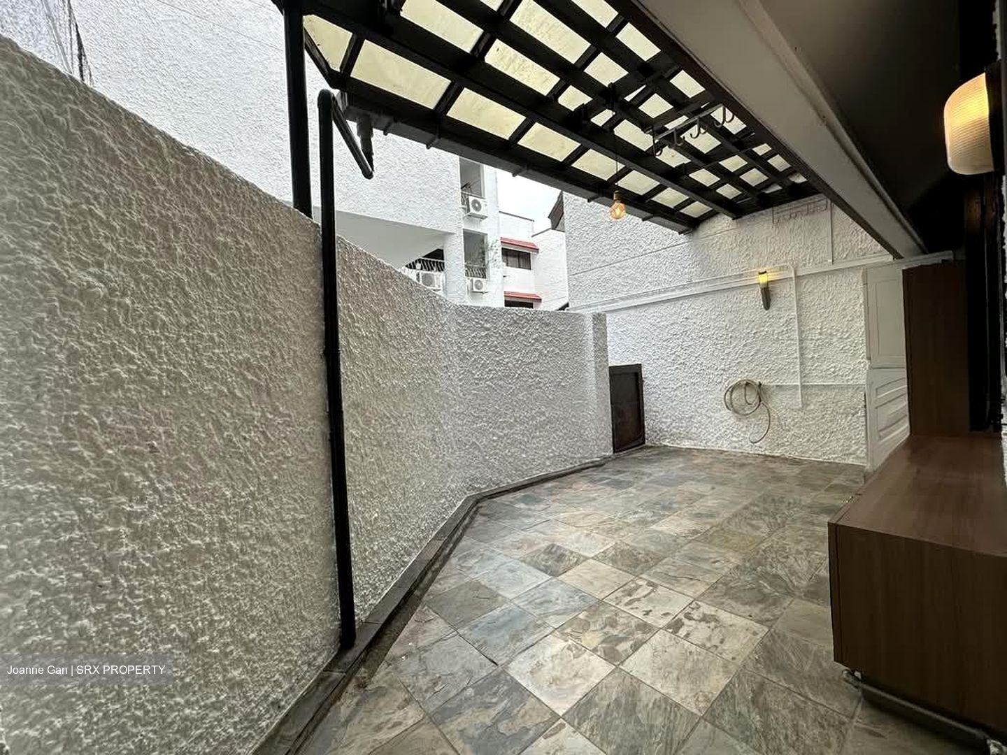 Villa Des Flores (D11), Condominium #584353071